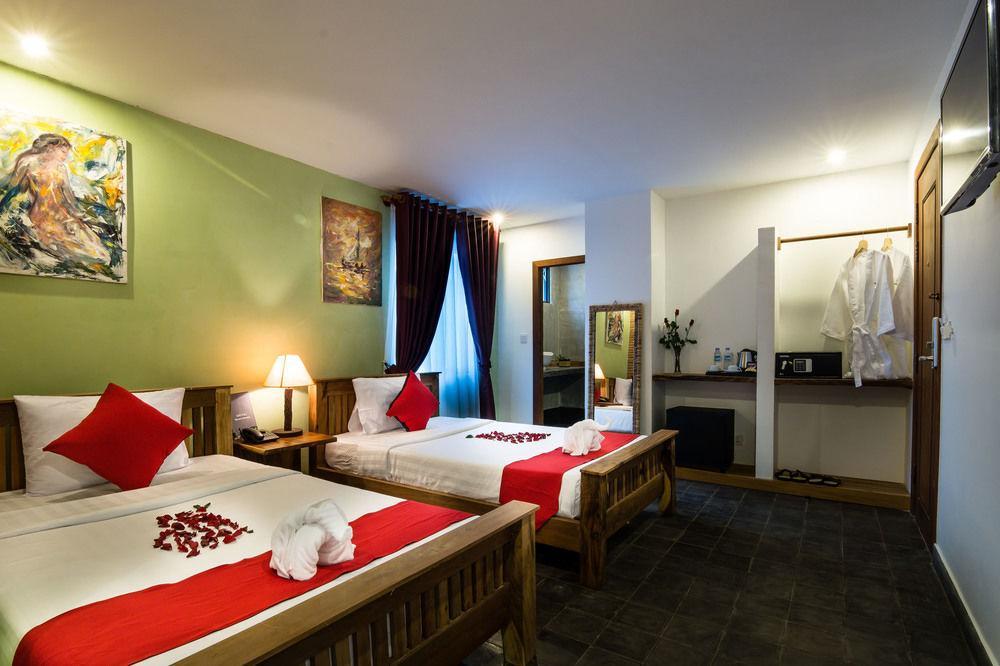 Diamond Palace Resort & Sky Bar Phnom Penh Ngoại thất bức ảnh
