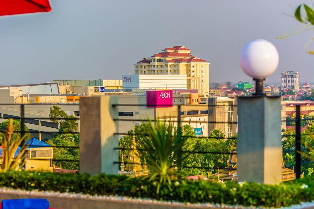 Diamond Palace Resort & Sky Bar Phnom Penh Ngoại thất bức ảnh