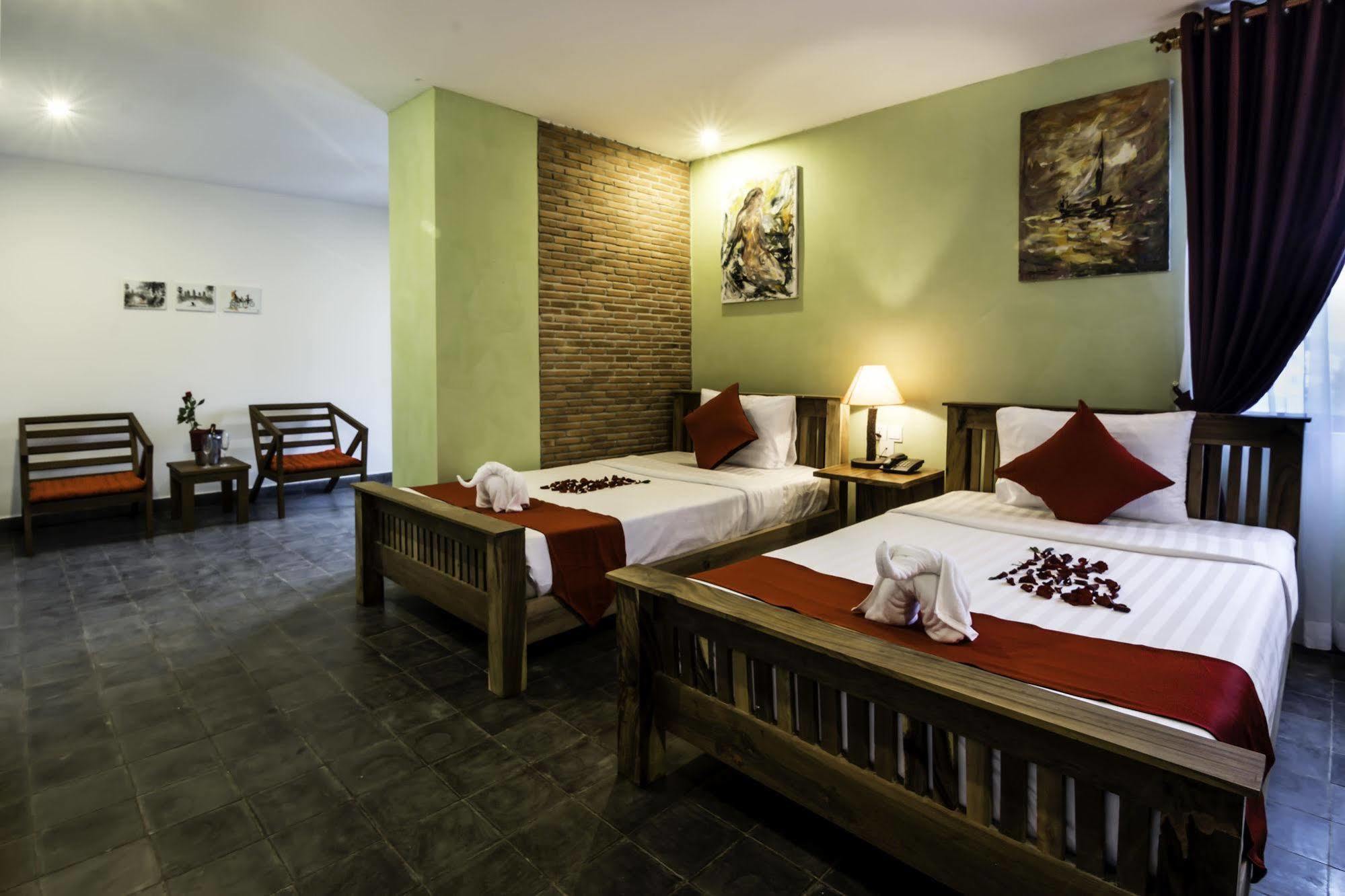 Diamond Palace Resort & Sky Bar Phnom Penh Ngoại thất bức ảnh