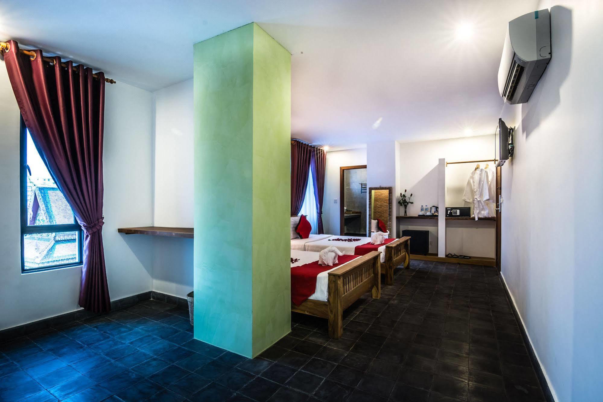 Diamond Palace Resort & Sky Bar Phnom Penh Ngoại thất bức ảnh