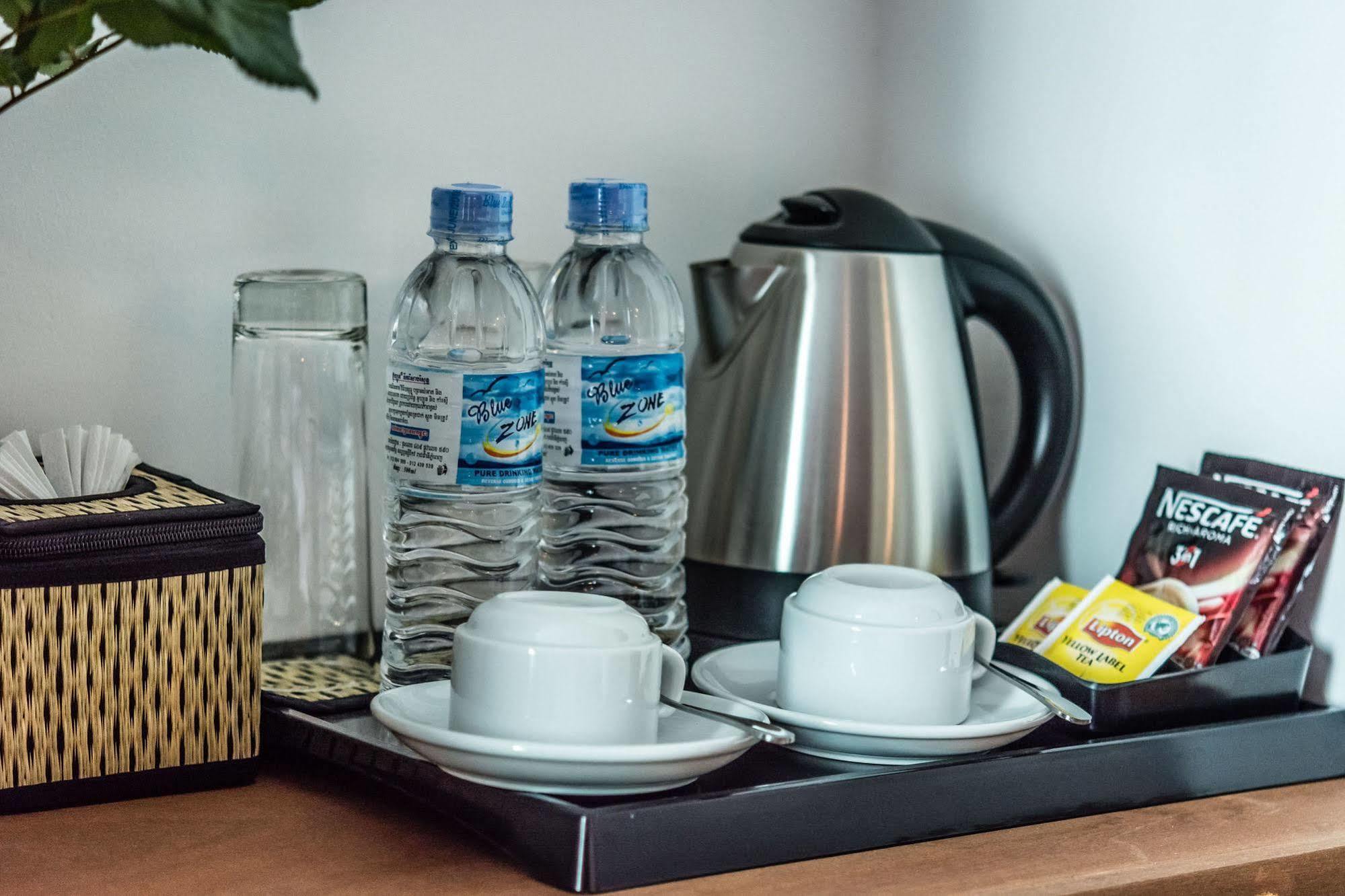 Diamond Palace Resort & Sky Bar Phnom Penh Ngoại thất bức ảnh