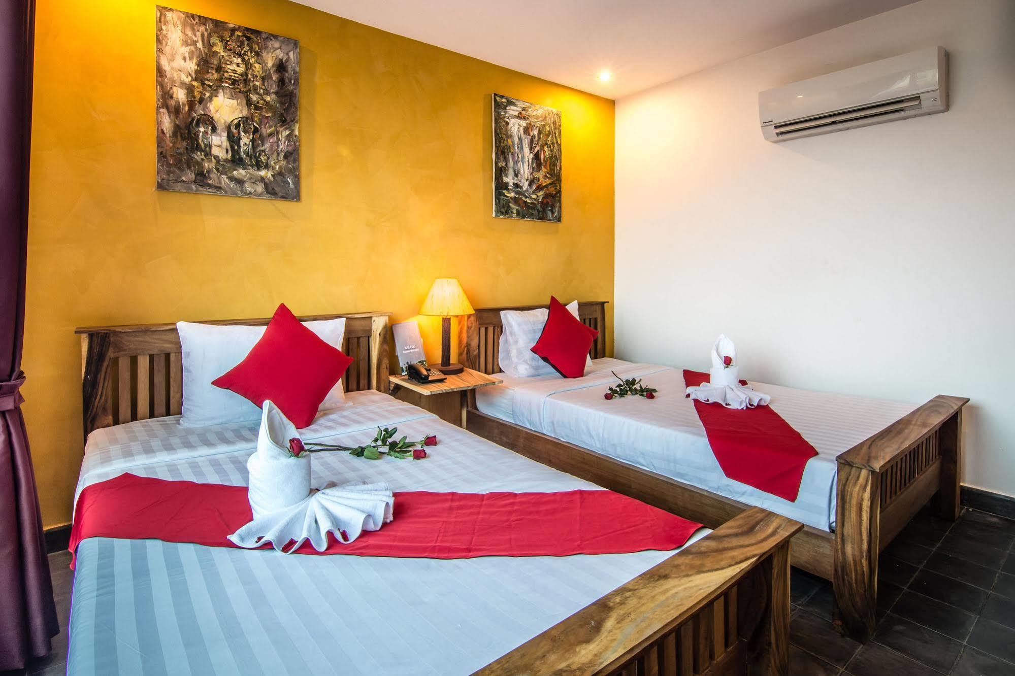 Diamond Palace Resort & Sky Bar Phnom Penh Ngoại thất bức ảnh